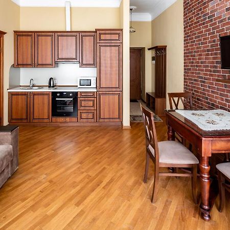 13 Franka Apartment 1 Lviv Kültér fotó